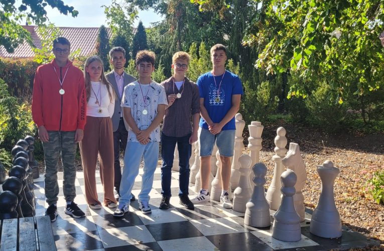 Mistrzowie Powiatu w szachach drużynowych